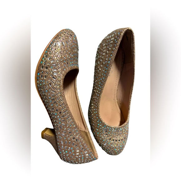 Link Gold embellished kitten heel shoes youth size 4 gems and sparkle - Picture 1 of 8